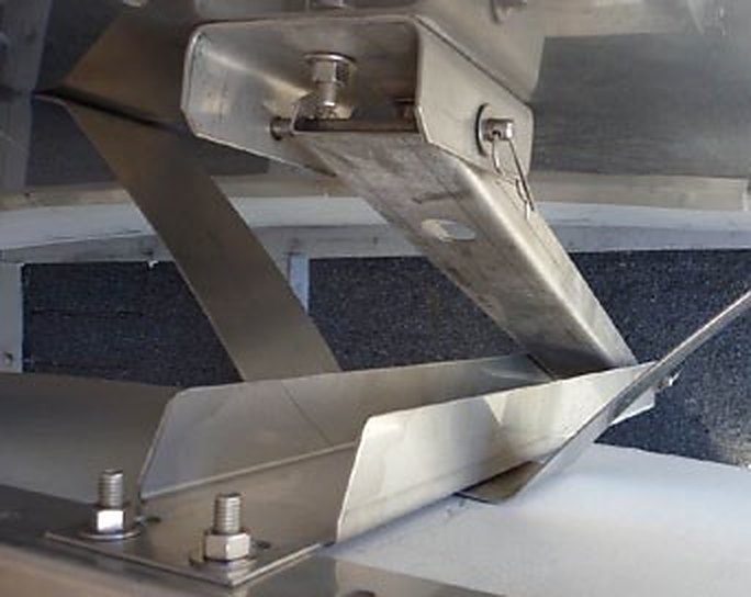 Mechanical primary shoe seal linkage and shoe plate